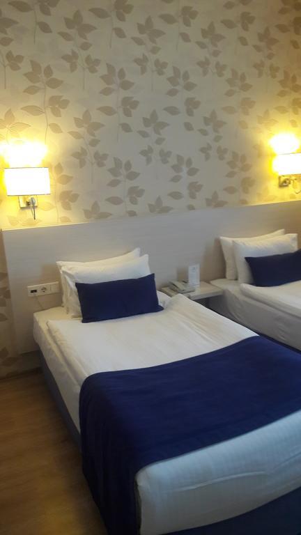 Walk In Hotel İzmir Luaran gambar